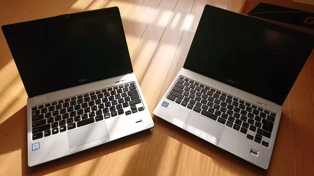 そっくりさんのS938/SとS937/R