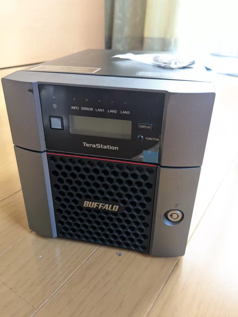 Baffalo TeraStation TS5210DN 正面